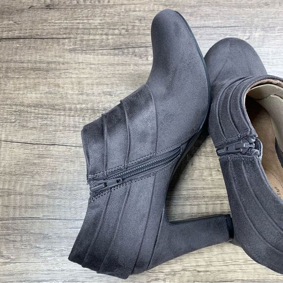 Life Stride~Women's~”Corie”  Gray Heel Bootie~Size 10W - Picture 8 of 10